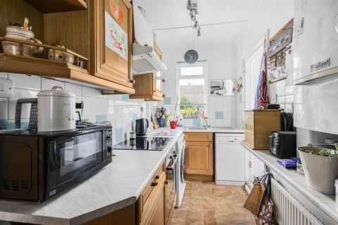 3 bedroom semi-detached house for sale, Newmarket Road, Cambridge CB5