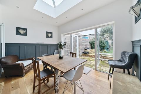 2 bedroom semi-detached house for sale, Spring Crescent, Portswood, Southampton, Hampshire, SO17