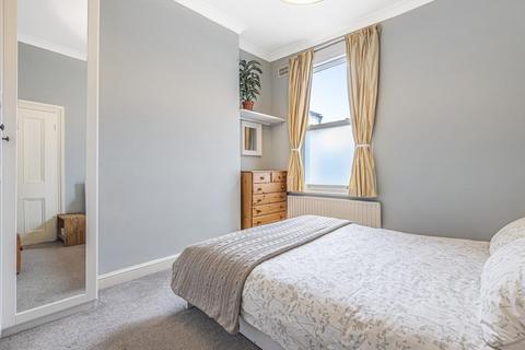 Flat 2, 8 Rattray Road, London, SW2 1BD
