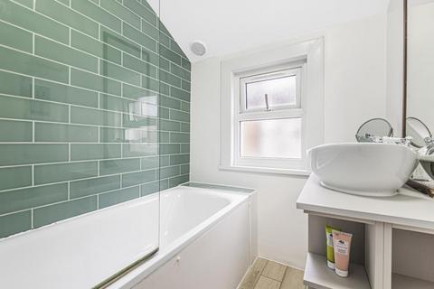 Flat 2, 8 Rattray Road, London, SW2 1BD