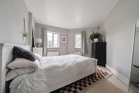 2 bedroom flat for sale, Peckham Rye, East Dulwich