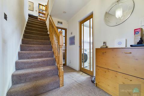 18 Elm Grove, Kinver, Stourbridge, DY7 6JG