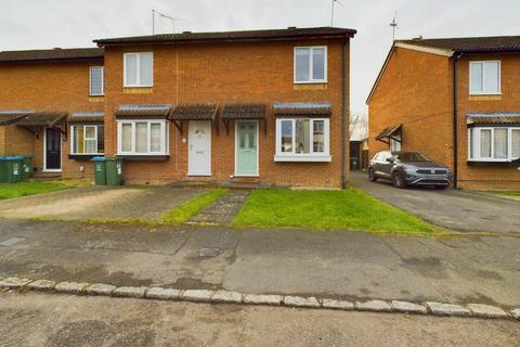 2 bedroom end of terrace house for sale, Deverill Road, Aylesbury HP21