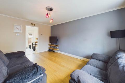 2 bedroom end of terrace house for sale, Deverill Road, Aylesbury HP21