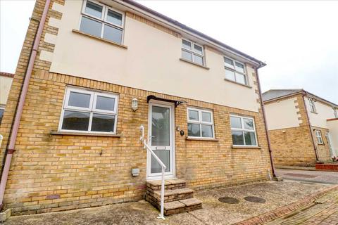 2 bedroom apartment for sale, Walton on the Naze CO14