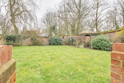 4 bedroom barn to rent, Crabbs Green, Hatfield Broad Oak, Bishop's Stortford, CM22