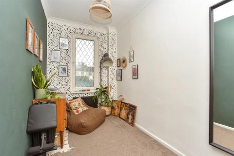 4 First Avenue, Queenborough, ME11 5JF