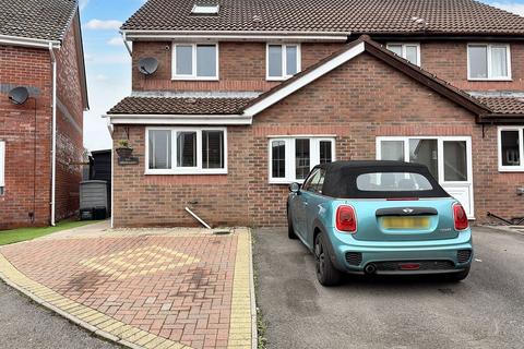 3 bedroom semi-detached house for sale, Greenacres, Barry, CF63