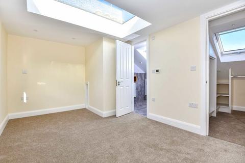 4 bedroom terraced house to rent, Southcroft Road, London SW17