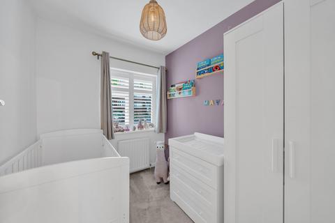 140 Longmead Drive, Sidcup, DA14 4NZ