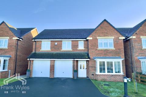5 bedroom detached house for sale, Meadowfield Drive, Warton, Lancashire