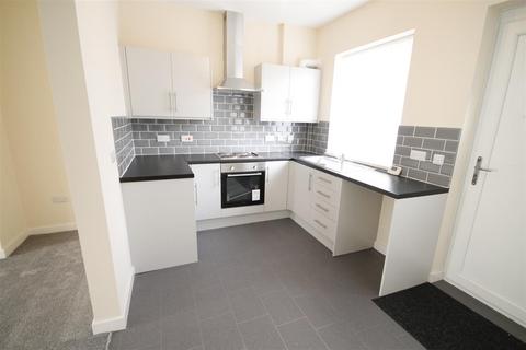 2 bedroom terraced house to rent, South View, Ushaw Moor, Durham