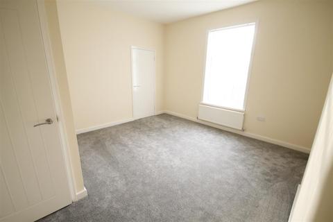 2 bedroom terraced house to rent, South View, Ushaw Moor, Durham