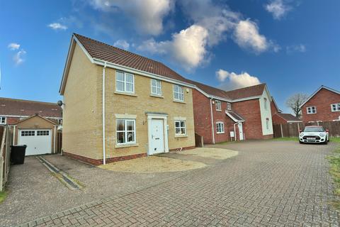 4 bedroom house for sale, St Edmunds Road, Lingwood, NR13