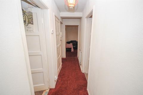 2 bedroom flat for sale, Jubilee Road, Gosforth