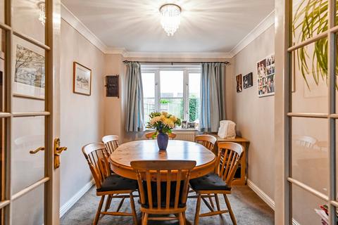 21 Conker Close, Kingsnorth, Ashford, TN23 3LL