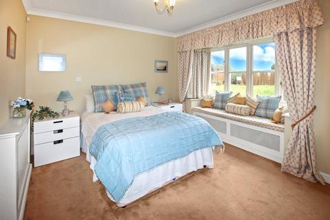 3 bedroom bungalow for sale, Church Close, Harborough Magna, Rugby, CV23