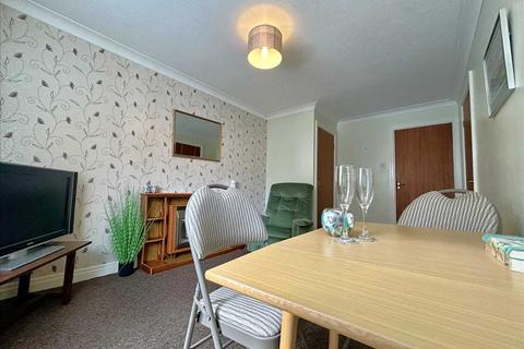 1 bedroom apartment for sale, South Crescent Close, Filey