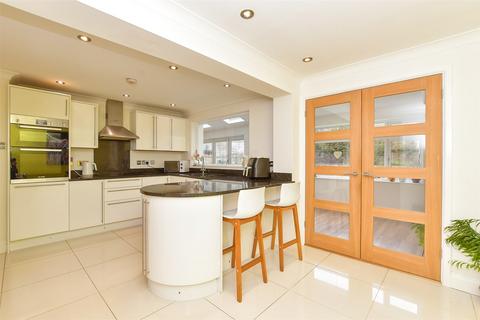 4 bedroom detached house for sale, Loxwood Road, Lovedean, Waterlooville, Hampshire