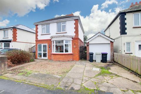 3 bedroom detached house for sale, George Street, Mablethorpe LN12