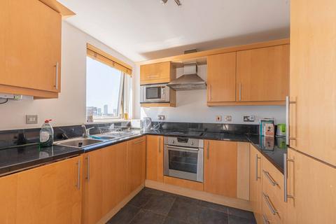 2 bedroom flat to rent, Constable House, Canary Wharf, London, E14