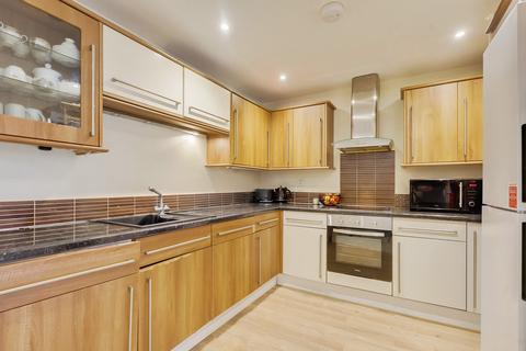 2 bedroom apartment for sale, Prince Avenue, Westcliff-on-sea, SS0