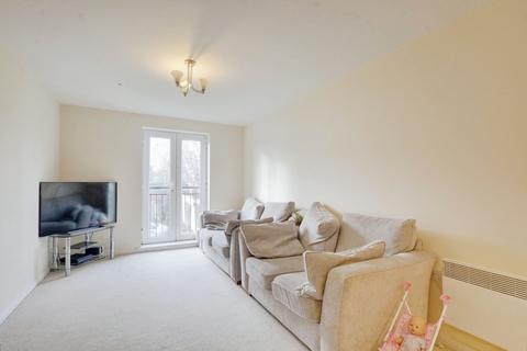 2 bedroom apartment for sale, Prince Avenue, Westcliff-on-sea, SS0