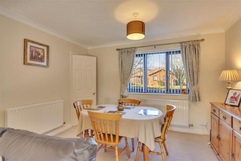 4 bedroom detached house for sale, Hampton Rise, Oswestry, SY11