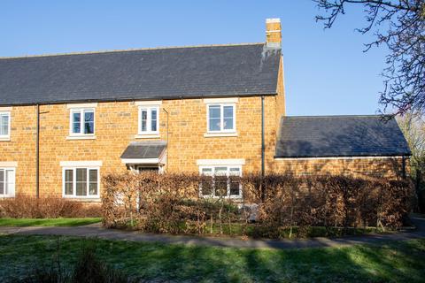 4 bedroom semi-detached house for sale, Darby Close, Bloxham, OX15