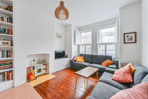 3 bedroom terraced house to rent, Birkbeck Road, Beckenham, BR3