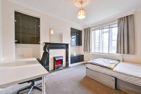 2 bedroom flat for sale, Sheringham House, Marylebone, London, NW1