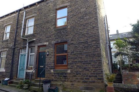 2 bedroom end of terrace house to rent, Pellon Street, Todmorden, OL14