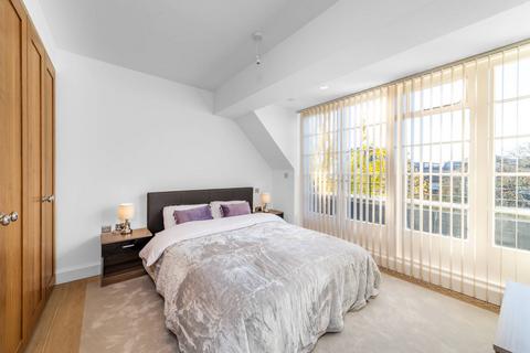 1 bedroom flat for sale, Kidderpore Avenue, Hampstead, NW3