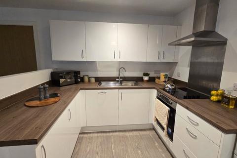 2 bedroom house to rent, The Landmark, Craven Street, Salford, M5