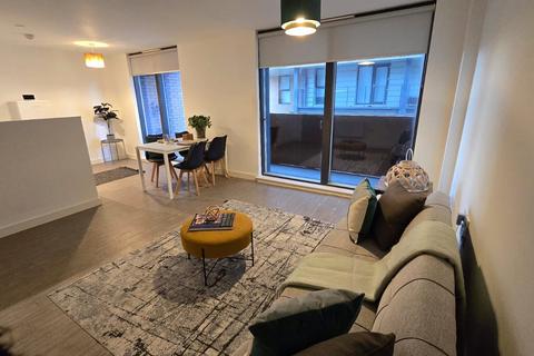 2 bedroom house to rent, The Landmark, Craven Street, Salford, M5