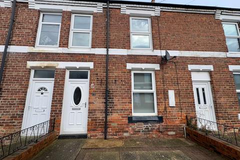 2 bedroom terraced house to rent, Garden Place, Darlington DL3