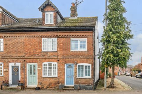 2 bedroom end of terrace house for sale, High Street, Toddington, LU5