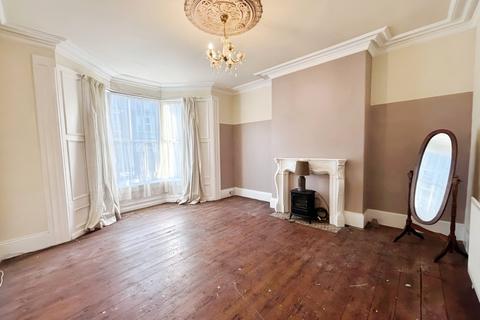 2 bedroom ground floor flat for sale, Stanhope Road, South Shields