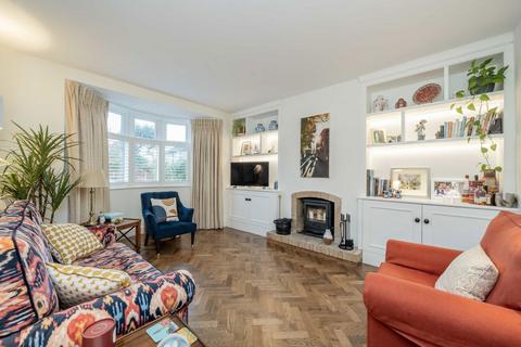 4 bedroom semi-detached house for sale, Lawford Road, London W4