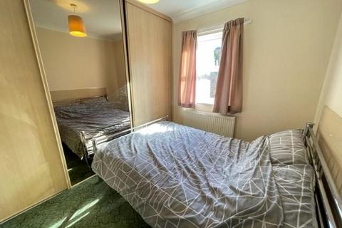 2 bedroom flat to rent, Locomotive Court, South Road, Prudhoe