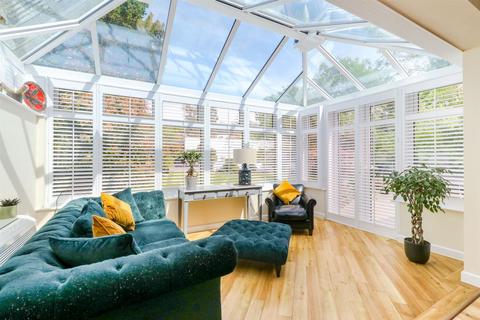 4 bedroom semi-detached bungalow for sale, Valance Avenue, London E4