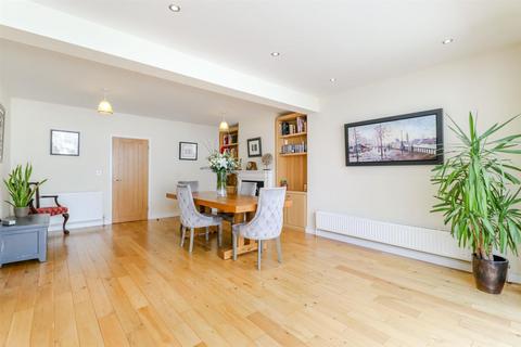 6 Valance Avenue, London, E4 6DR
