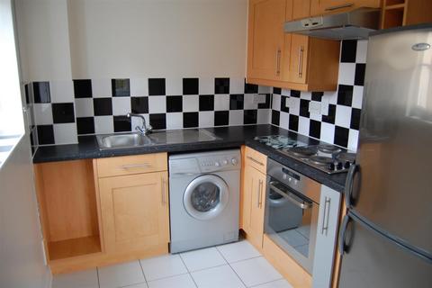 2 bedroom apartment to rent, Celestion Drive, Ipswich