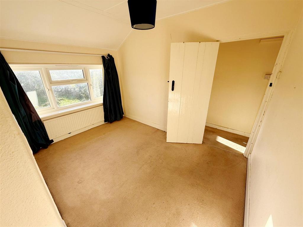 41287 - 10 Church Road BR.jpg