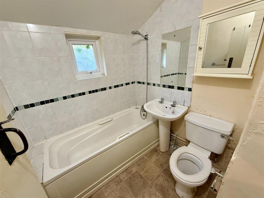 41287 - 10 Church Road Bath.jpg