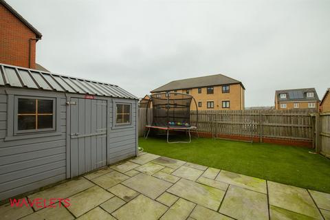 3 bedroom semi-detached house for sale, Waverley Walk, Rotherham S60