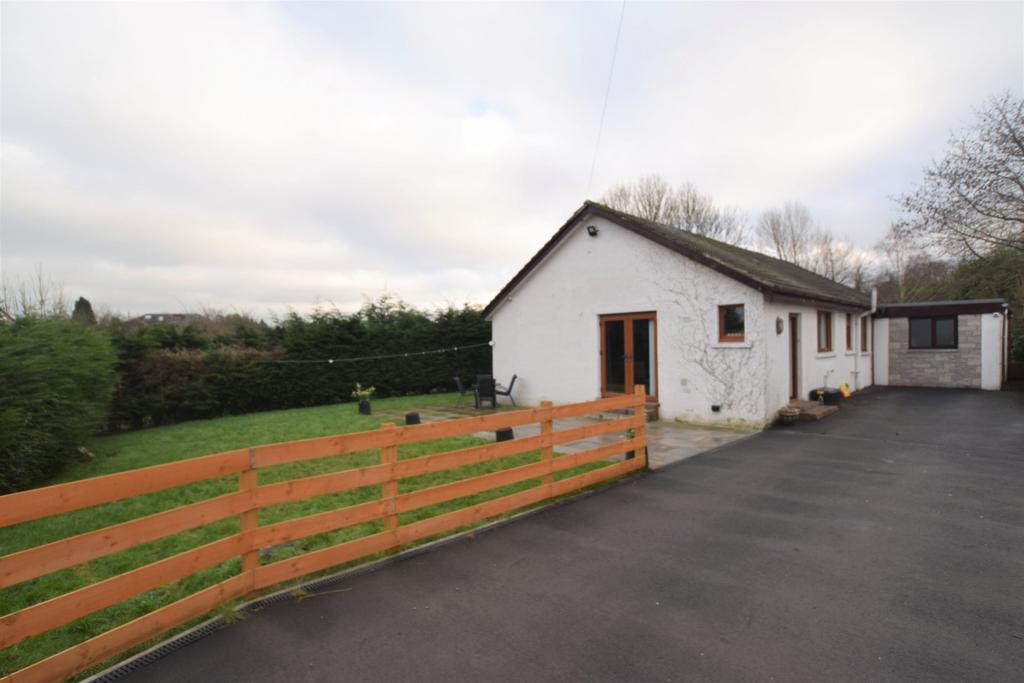 Loganbrae, Loganbarns Road, Dumfries, DG1 4 BZ - Gr
