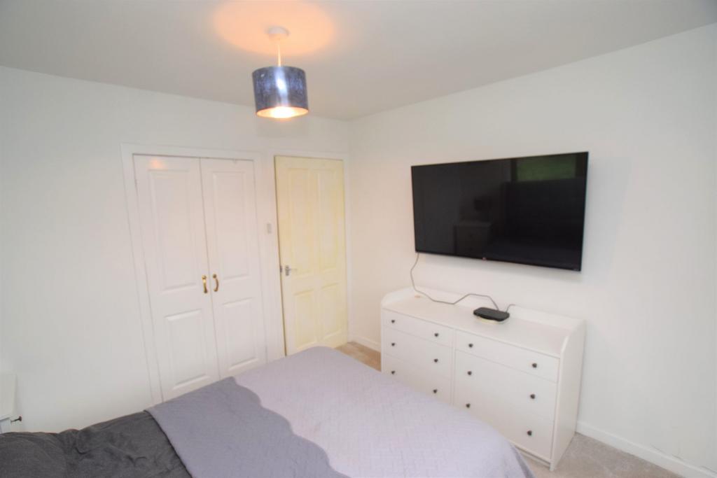 Loganbrae, Loganbarns Road, Dumfries, DG1 4 BZ - Gr