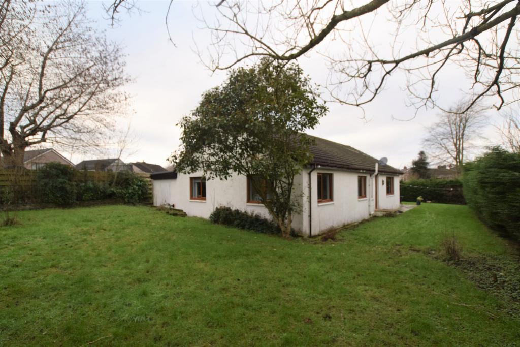 Loganbrae, Loganbarns Road, Dumfries, DG1 4 BZ - Gr