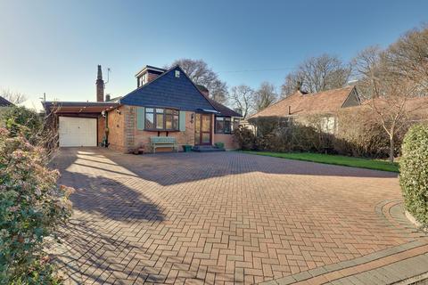 3 bedroom detached bungalow for sale, Alderwood Close, Bedhampton, Havant